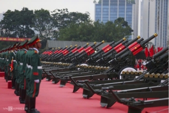 Video: Toàn cảnh hợp luyện diễu binh trên đường phố Hà Nội