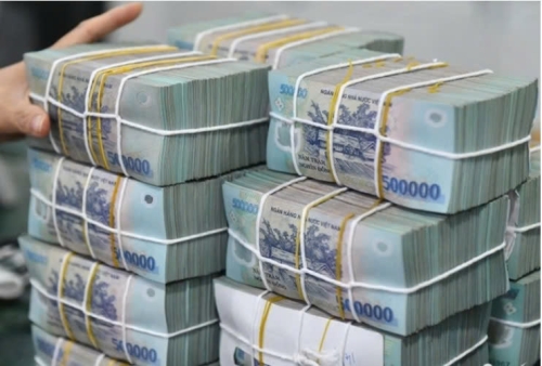 Tặng người dân 100.000 đồng dịp Quốc khánh: NHNN đang phối hợp thực hiện